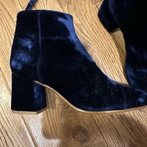 Blue Velvet Madewell booties - NEW